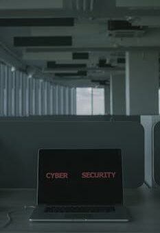 How to protect yourself when using public Wi-Fi